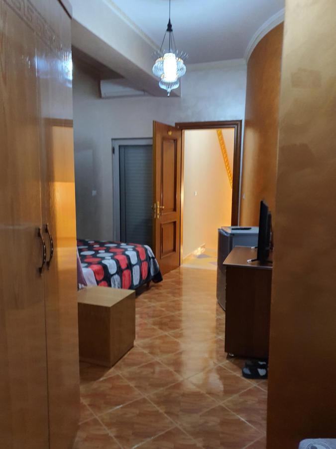 Kompleksi Gjoni Fier Esterno foto